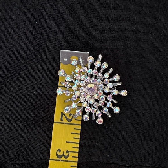 🐾 Stunning Starburst Vintage Aurora Borealis brooch - Picture 1 of 4